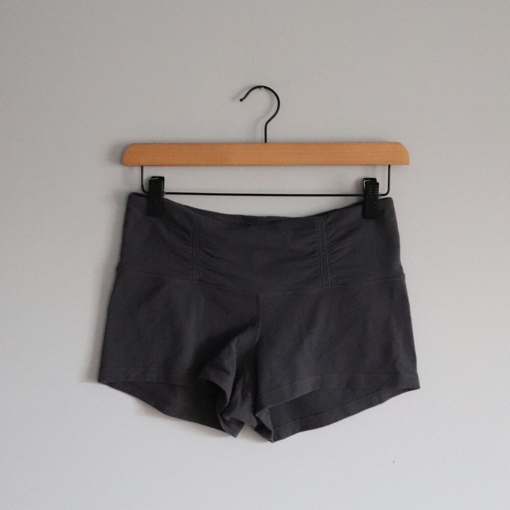 Lululemon‎ Women's Grey Sz 6 Athletic Stretch Active Running Pull On Shorts